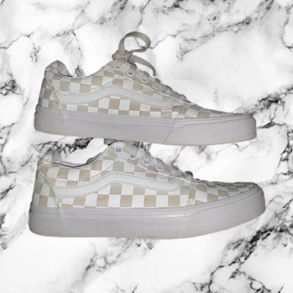 Women’s Vans Cream Checkered Shoes Size 8